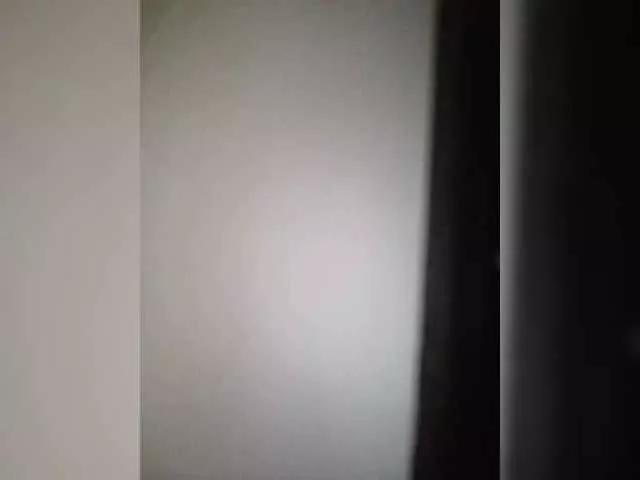 Offline Xxxhot29 on BongaCams