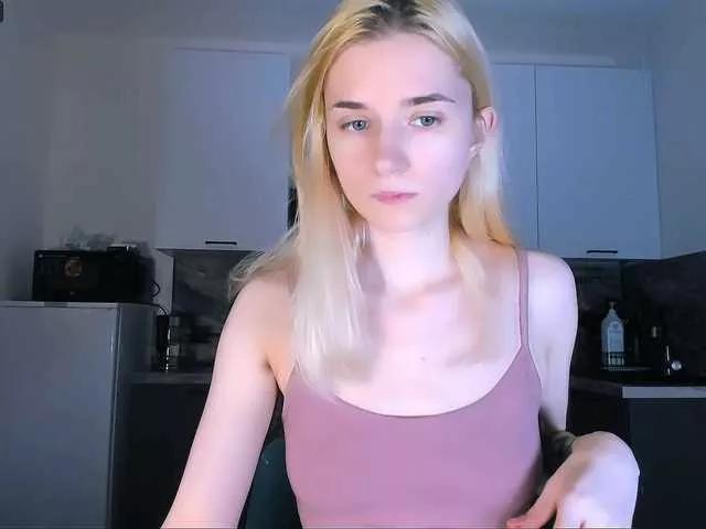 xxyasaxx on BongaCams 