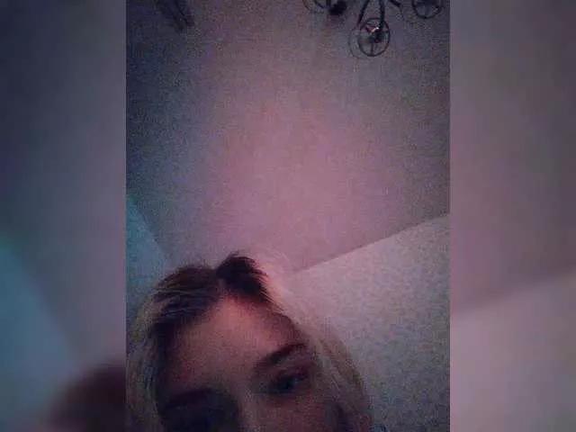 xxyasaxx on BongaCams 