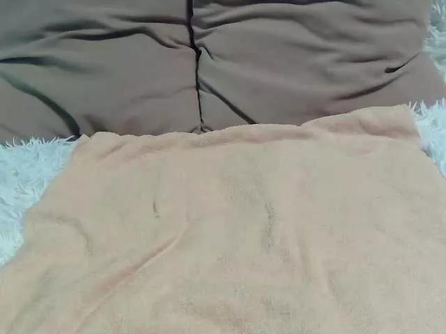 Freechat Yana310 on BongaCams