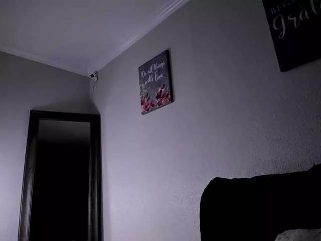 Yiauana on BongaCams 