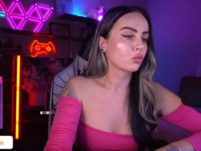 your-red-wine on BongaCams 