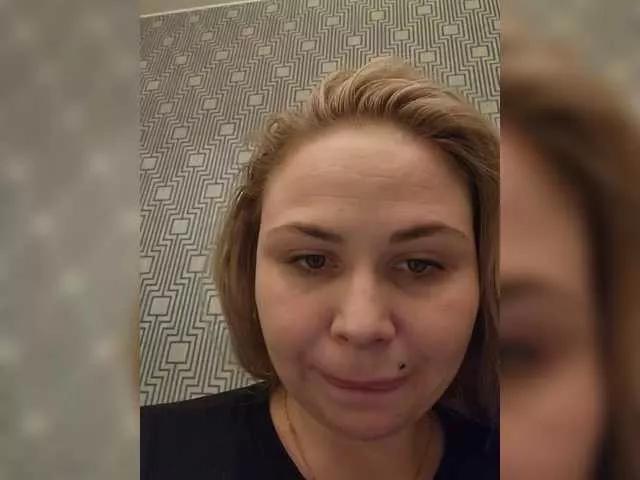 YourFunnyBlondiee on BongaCams 