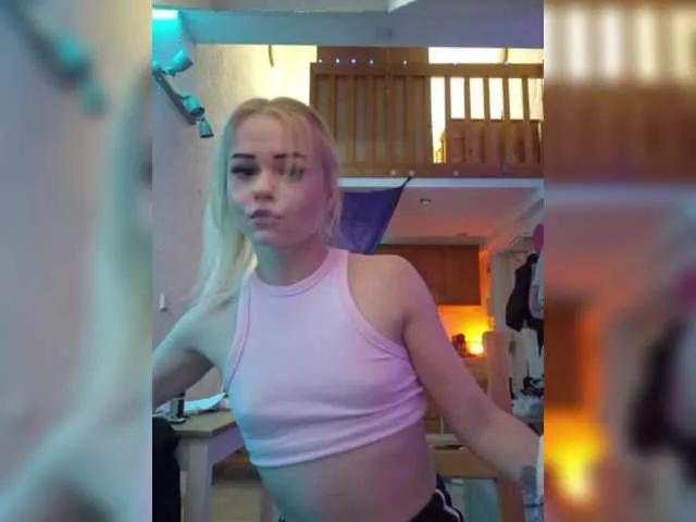 Yourprincess12 on BongaCams 