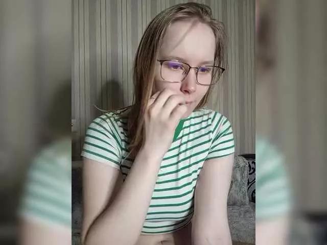 Yumi-Yumi on BongaCams 