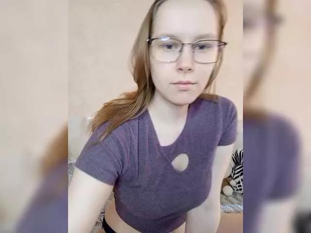 Yumi-Yumi on BongaCams 