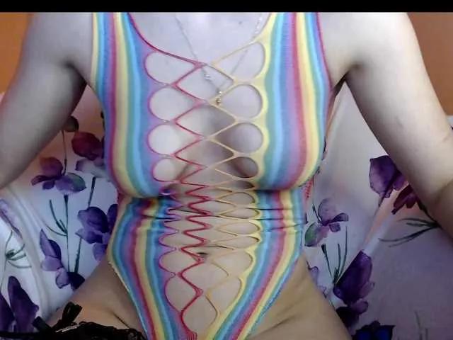 yzza-suave on BongaCams 