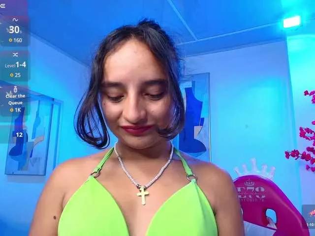 zoe-jonexs on BongaCams 