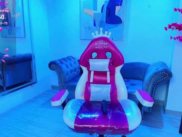 zoe-jonexs on BongaCams 