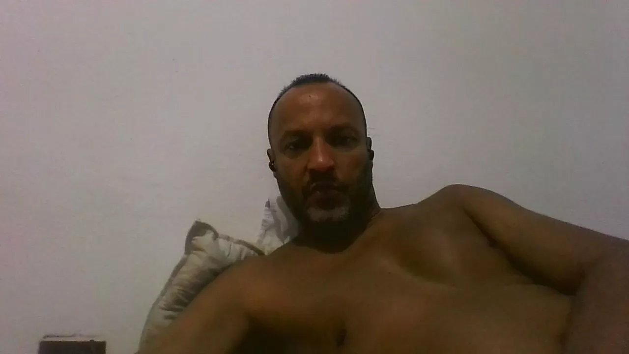 Offline 50taozlsp on Cam4