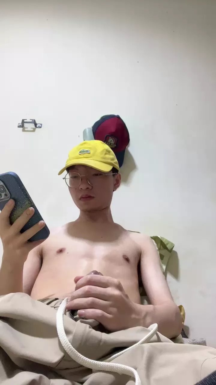 Offline 6vyu on Cam4