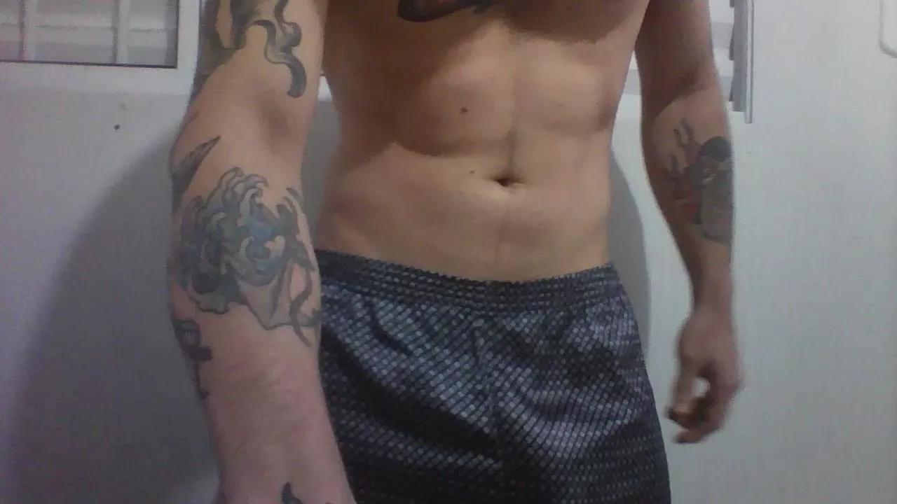 8latin on Cam4 