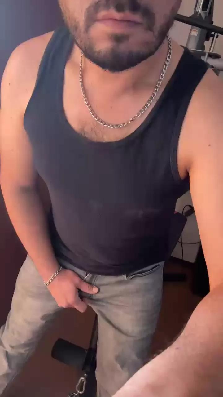 adrianlhot on Cam4 