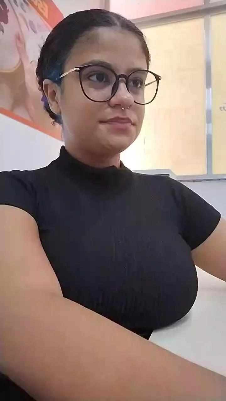 Afrodite_2 on Cam4 