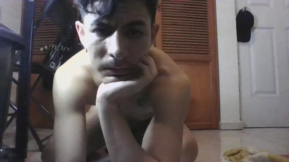 Offline aka_subboy on Cam4