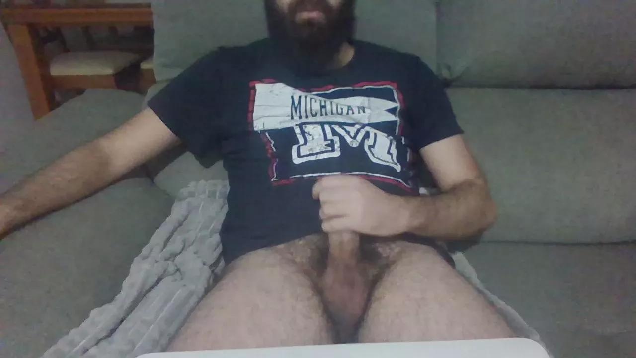 Albertogg27 on Cam4 