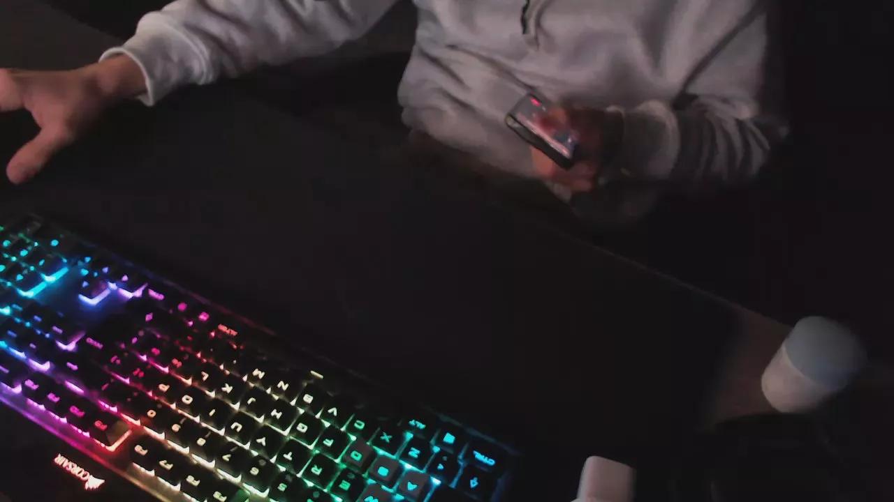 Alee3ssandro on Cam4 