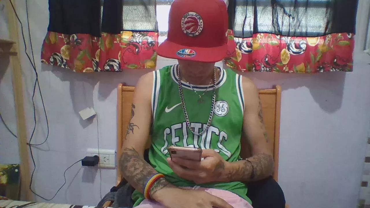 Alegoku1 on Cam4 