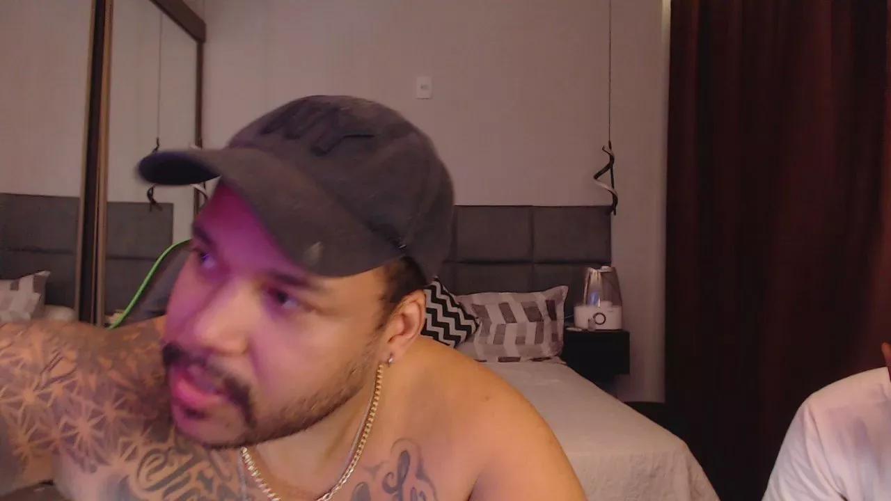 alexmonster2 on Cam4 