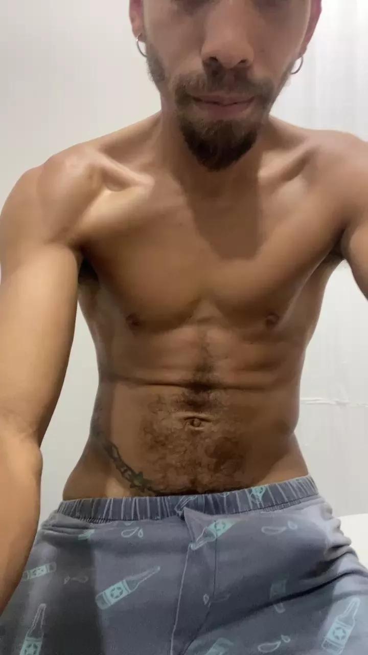 Alffredg_xxx on Cam4 