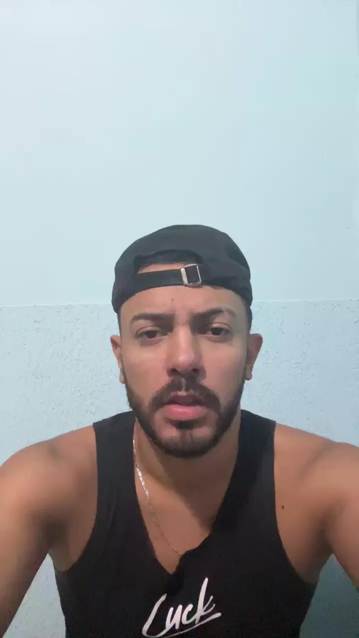 Allanzitto31 on Cam4 
