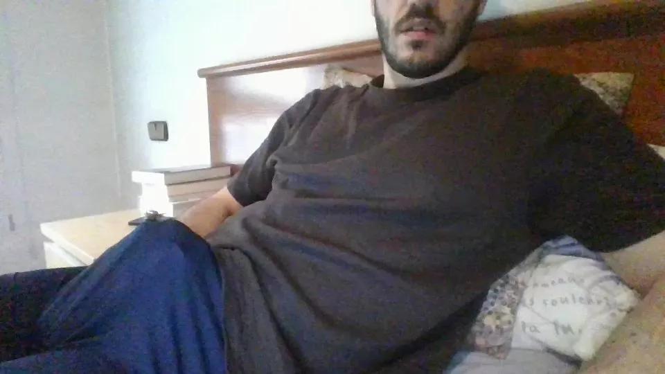 Alvarobcn34 on Cam4 