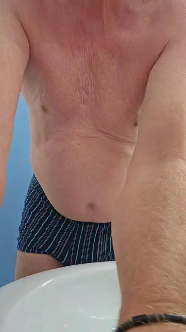 Andigr2grneu on Cam4 