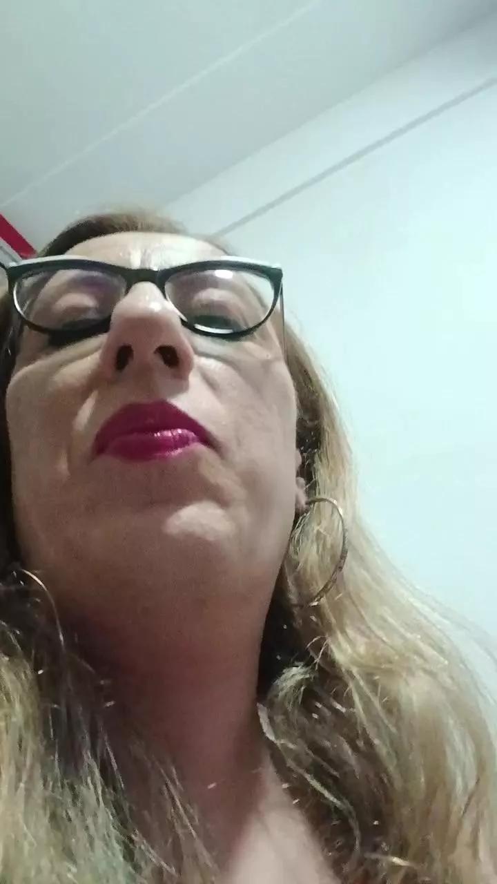 AngelikaTrans on Cam4 