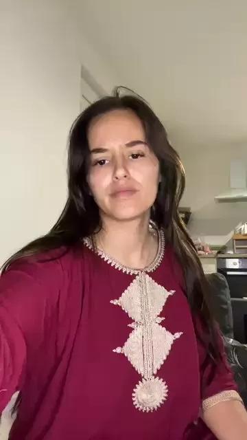 Anissa92 on Cam4 