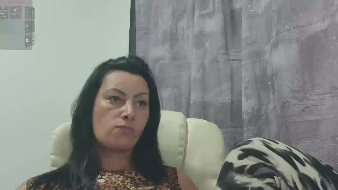 Annawow on Cam4 