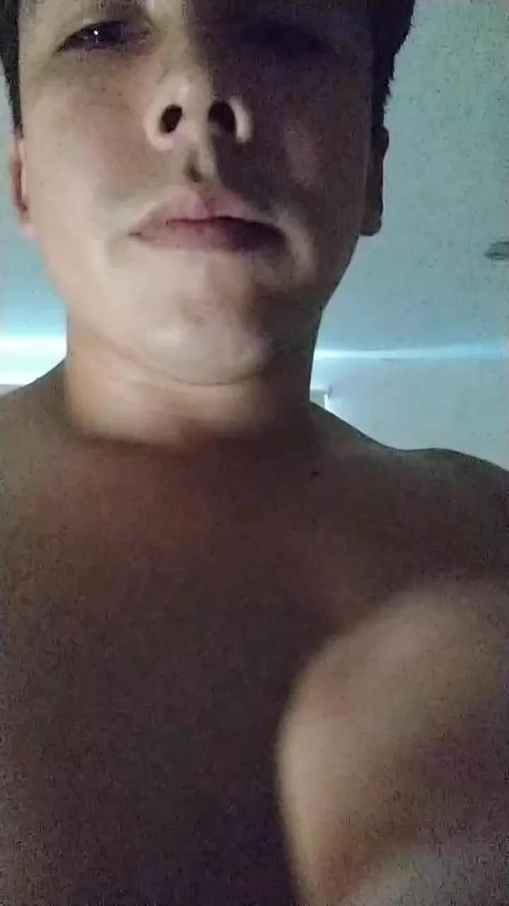 ArgentinoVergon on Cam4 