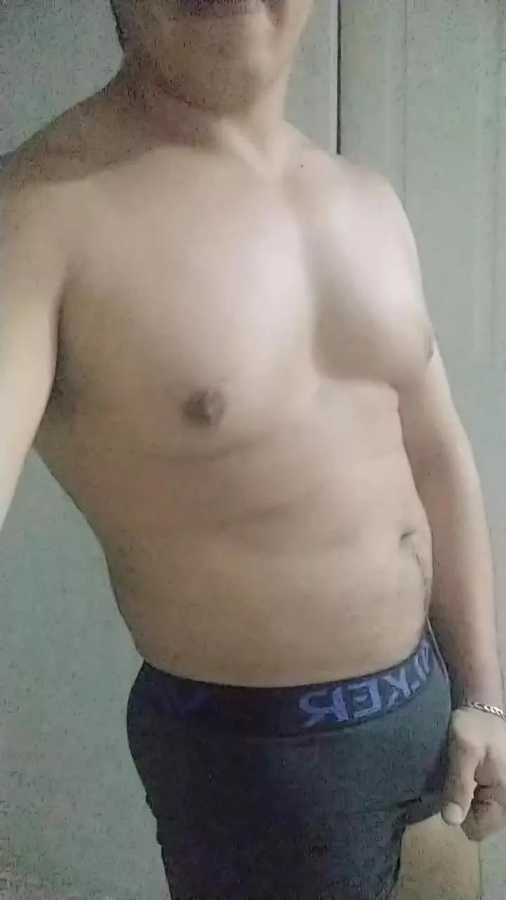 ArgentinoVergon on Cam4 