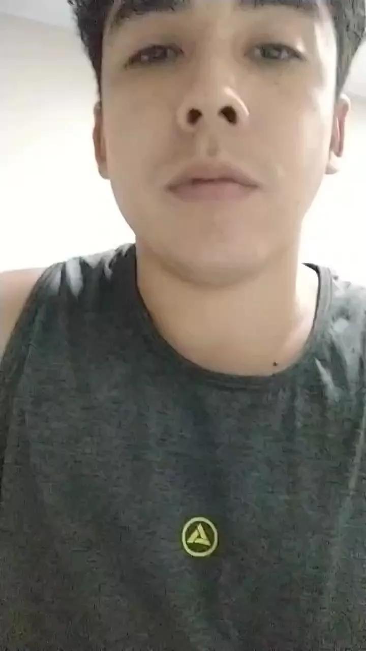 ArgentinoVergon on Cam4 