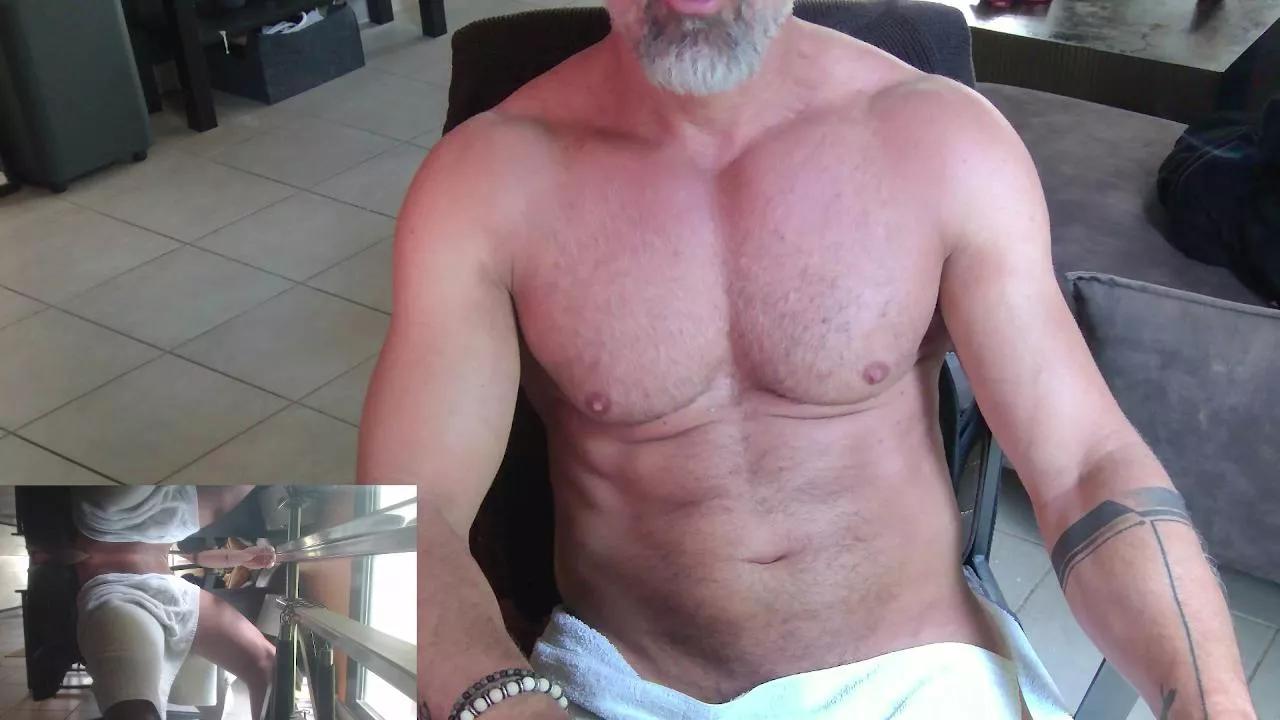 Aricky69_2 on Cam4 