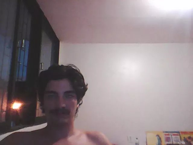 Offline arnos on Cam4