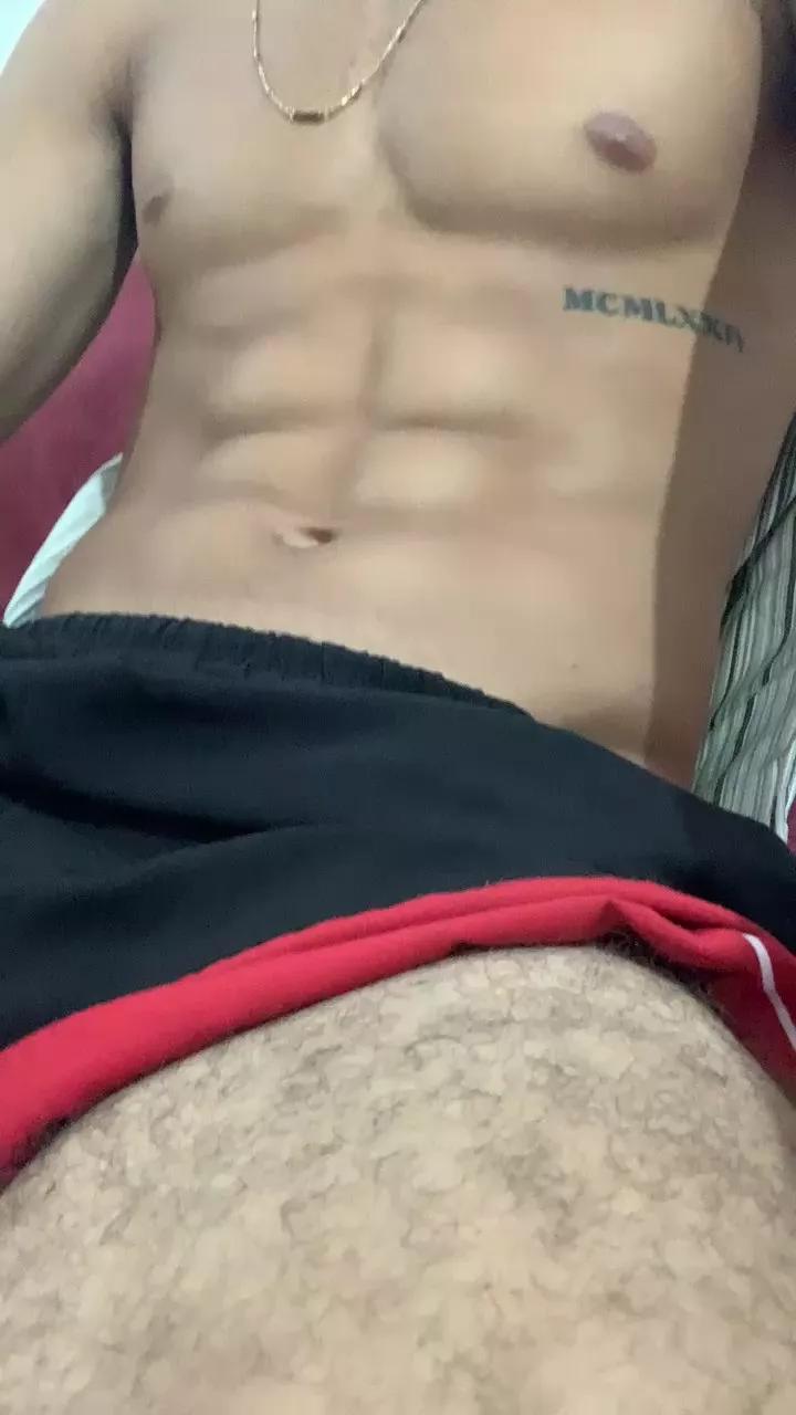 Aureo021 on Cam4 