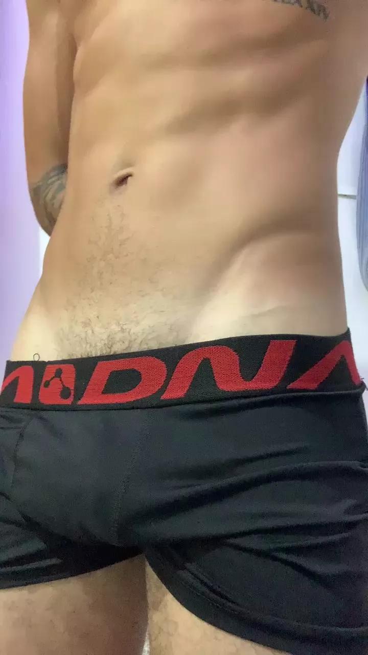 Aureo021 on Cam4 
