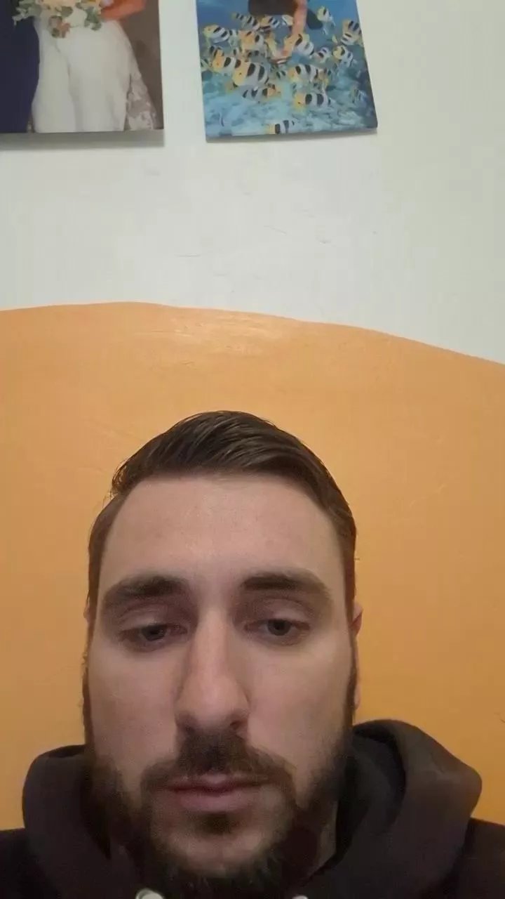 Offline Aznrfr7jl_6zap6 on Cam4