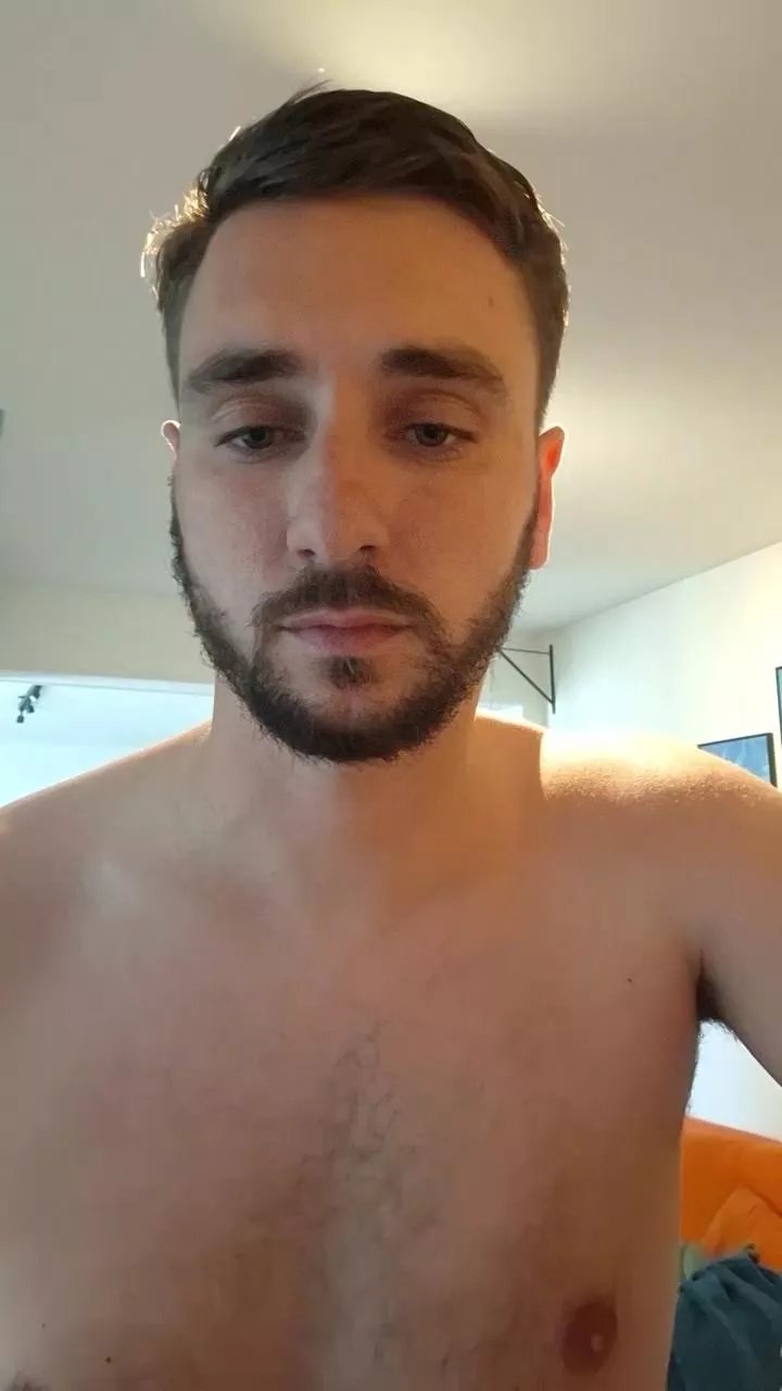 Offline Aznrfr7jl_6zap6 on Cam4