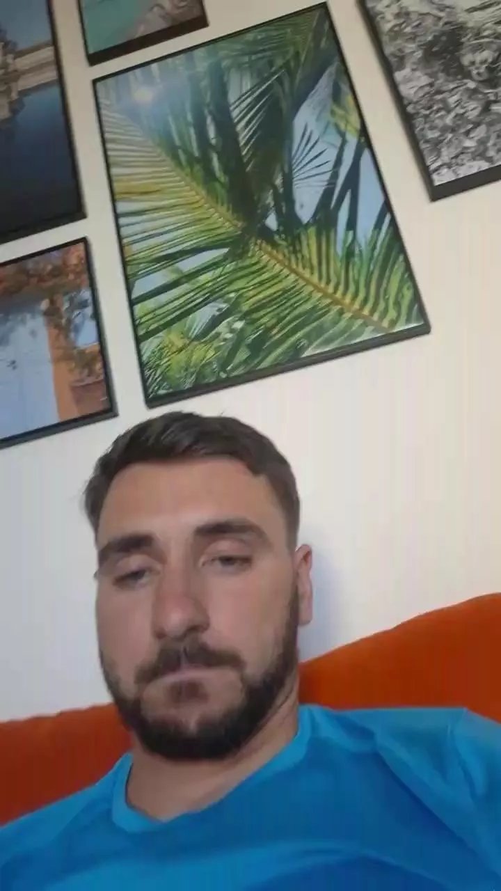 Offline Aznrfr7jl_6zap6 on Cam4