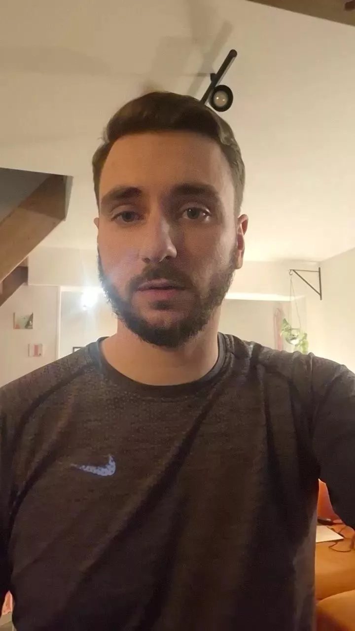 Offline Aznrfr7jl_6zap6 on Cam4