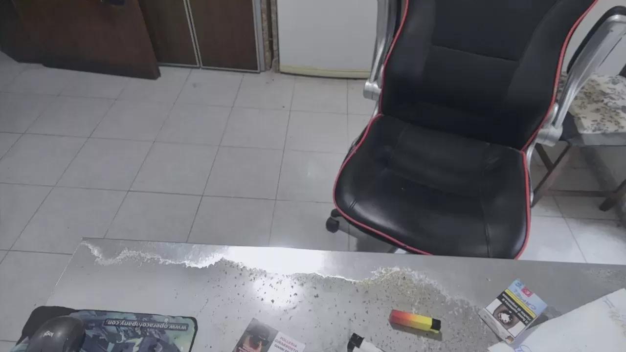 BaddBear on Cam4 