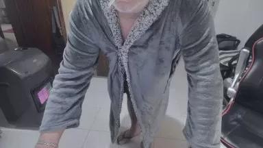 BaddBear on Cam4 