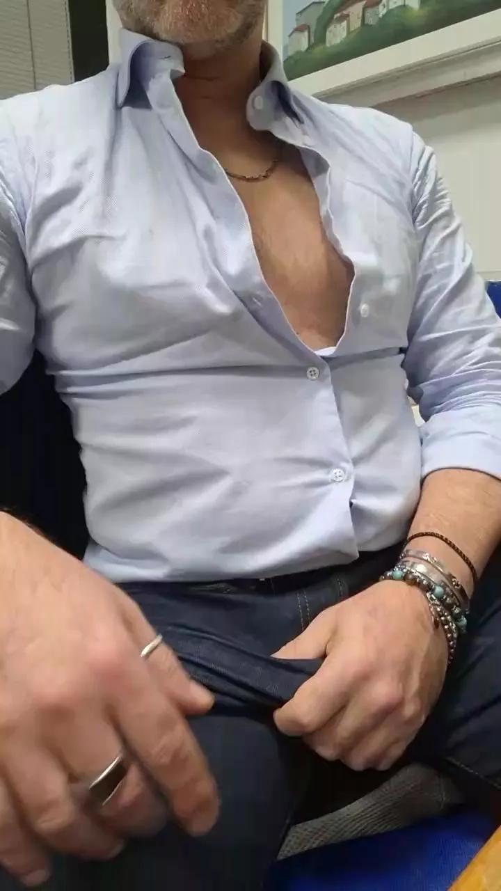 Bari_new on Cam4 