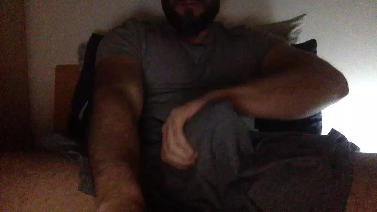 Bartikxxx on Cam4 