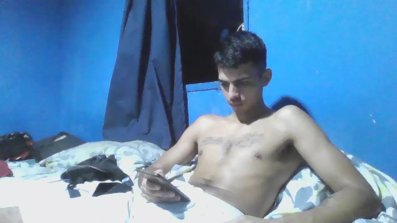 Offline Bbyflaqi on Cam4