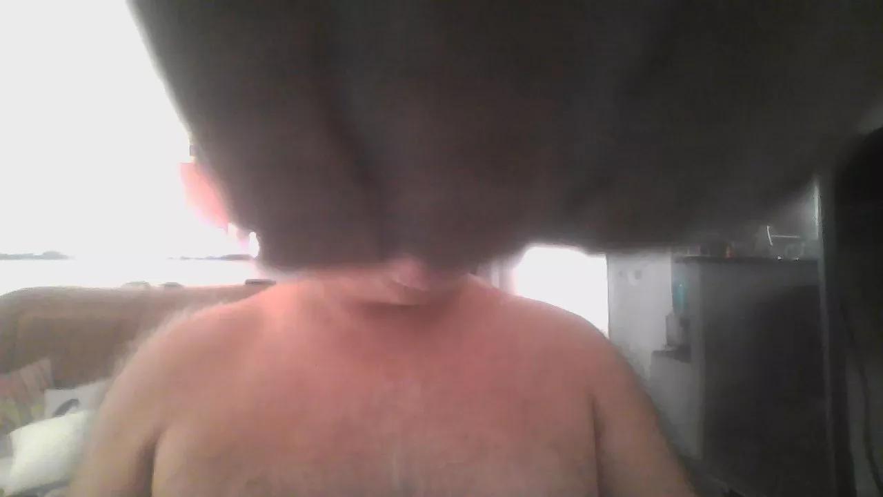 Bearoliverpcd on Cam4 