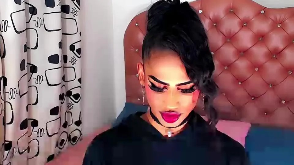 Offline beibe_bic on Cam4