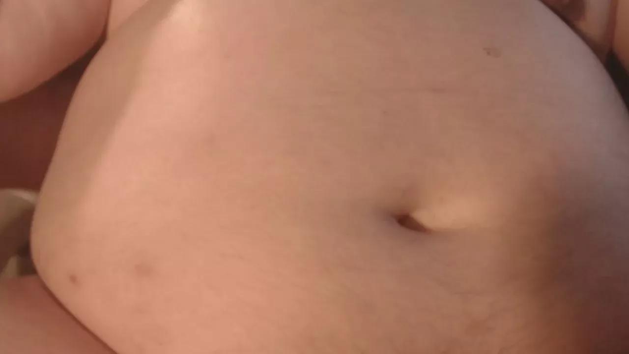 bellyasian on Cam4 