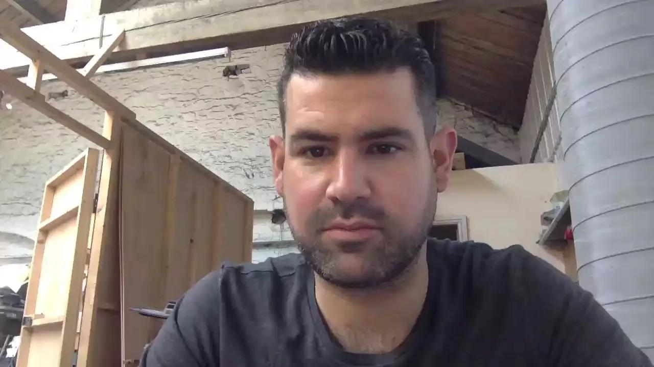 BiDilf40 on Cam4 